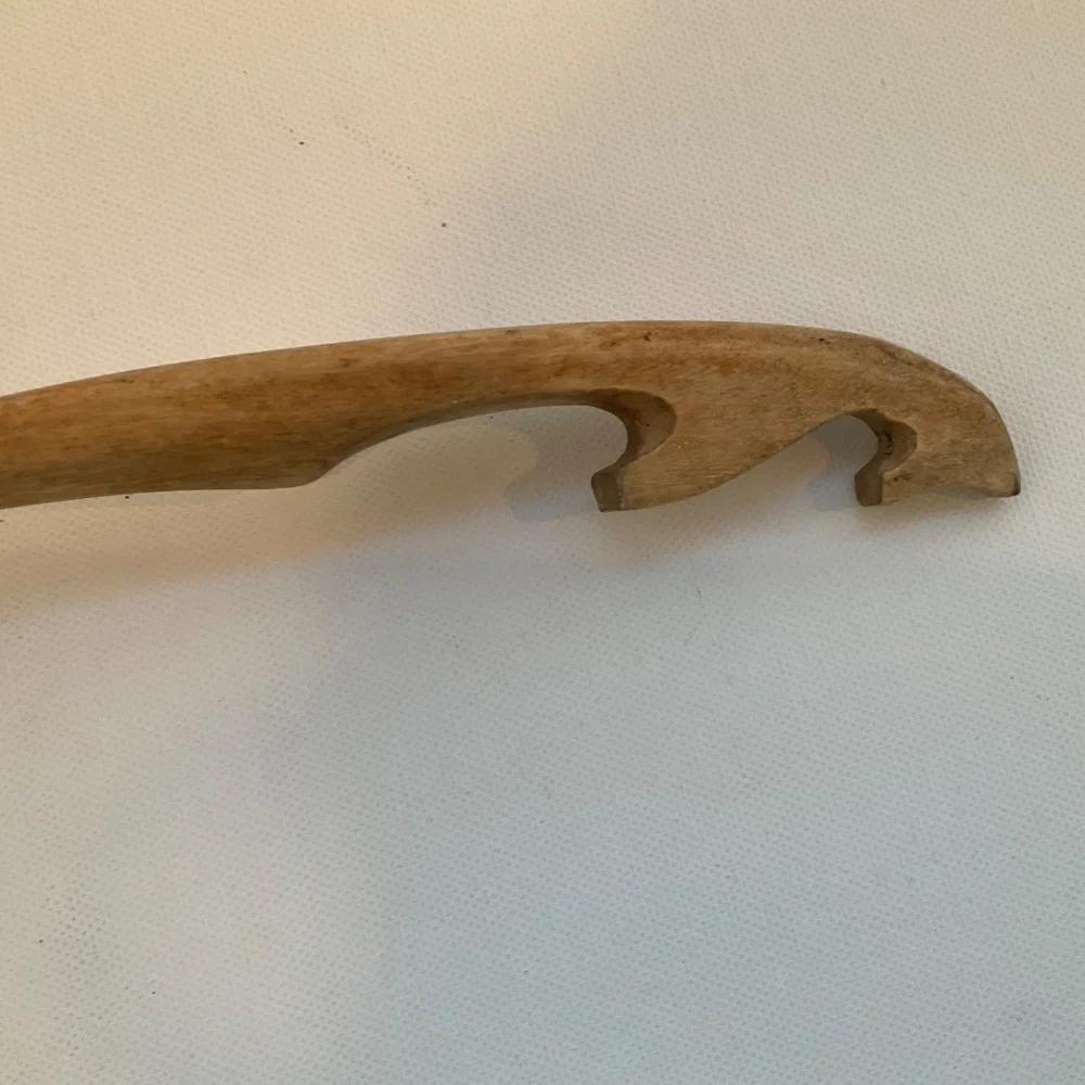 SALE‼️VINTAGE PRIMITIVE HAND CARVED ONE PIECE TREENWARE WOODEN DIPPER/LADLE 12”